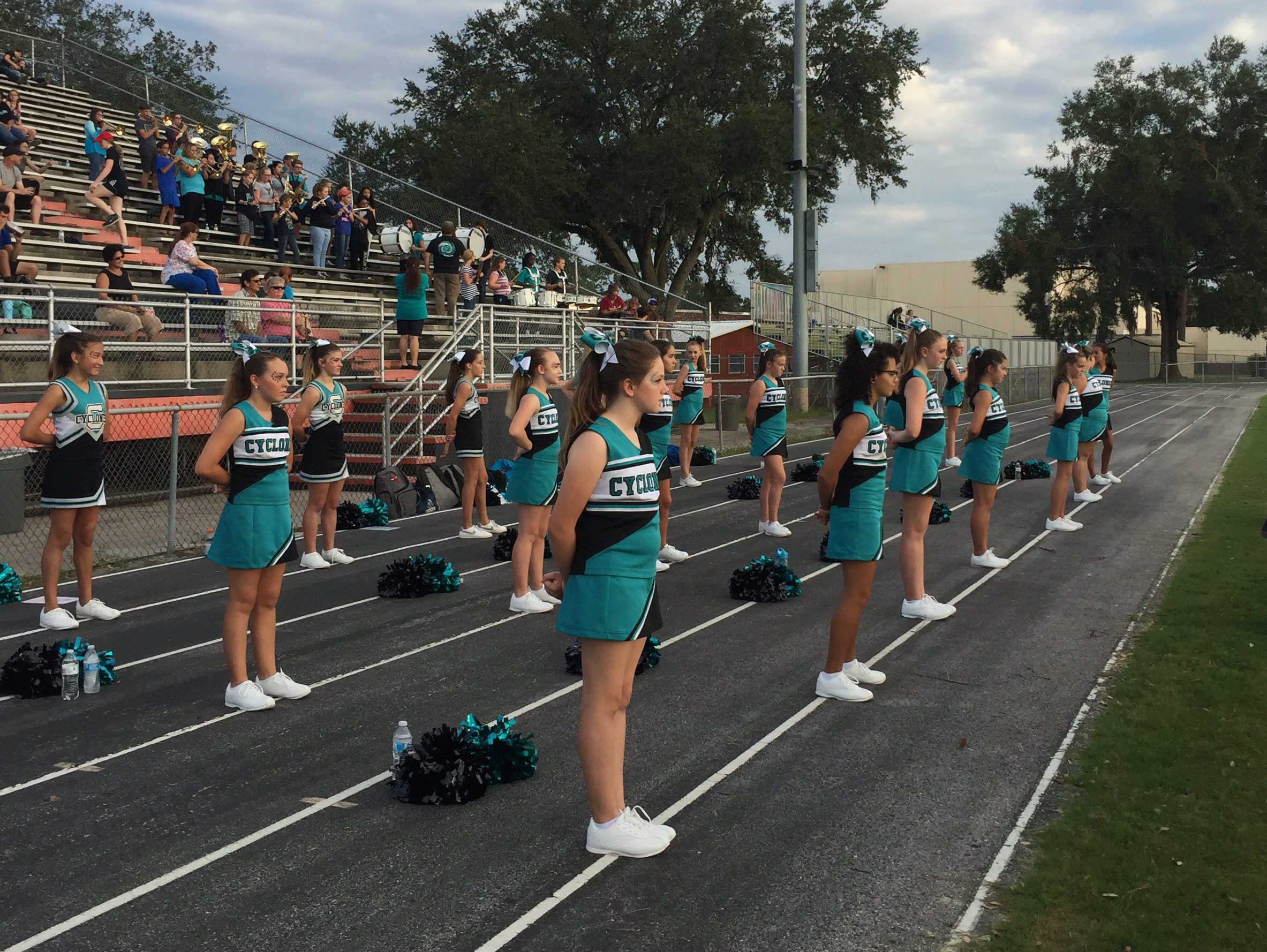 Cheerleading Centennial Middle School